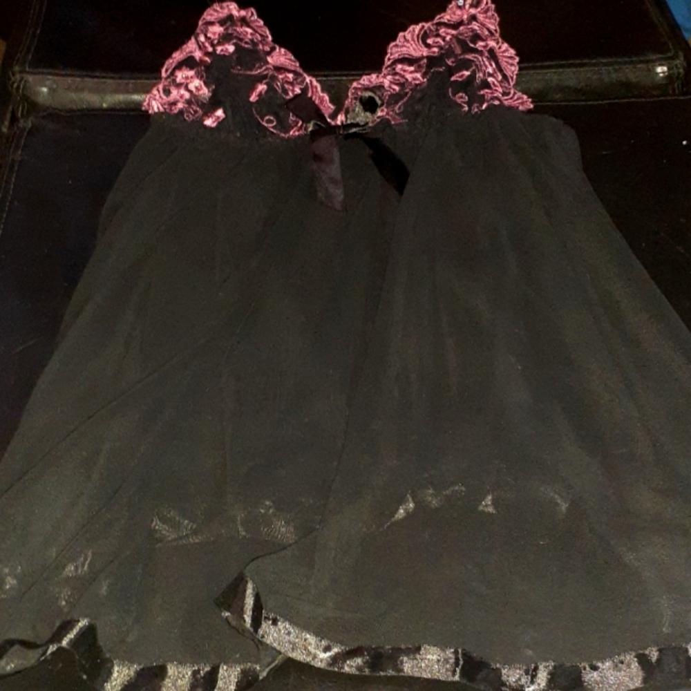 Diamond flower nightgown